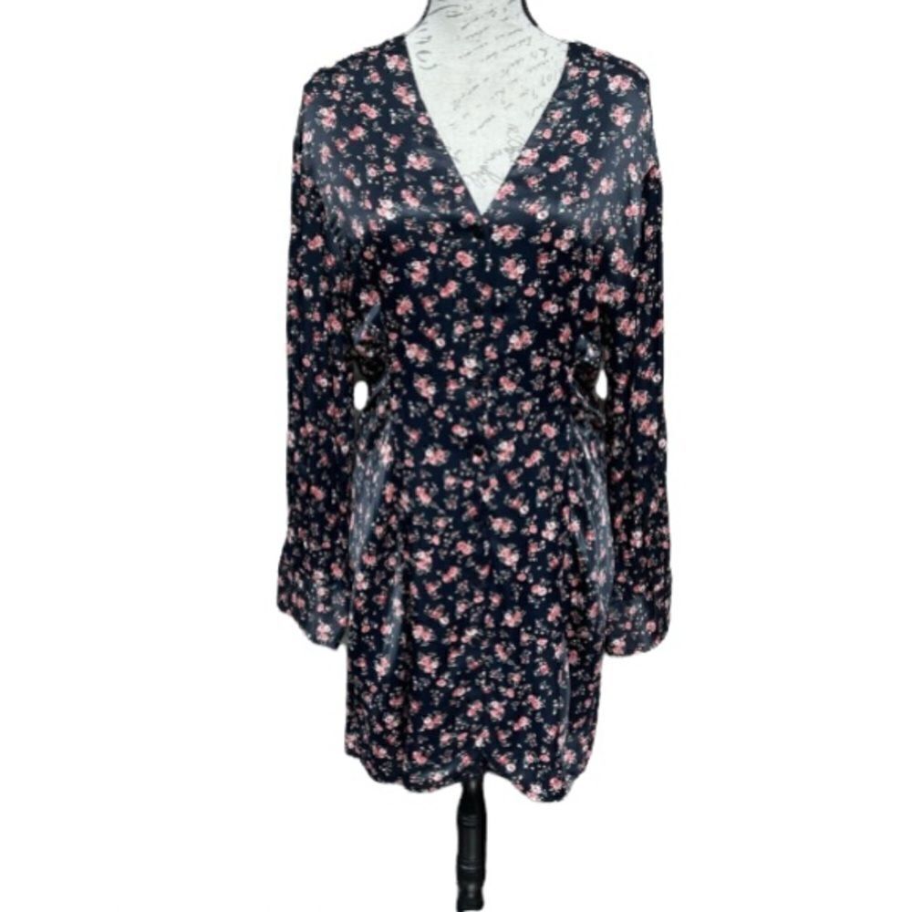 ✨ ZARA PRINT DRESS✨ - Picture 2 of 3